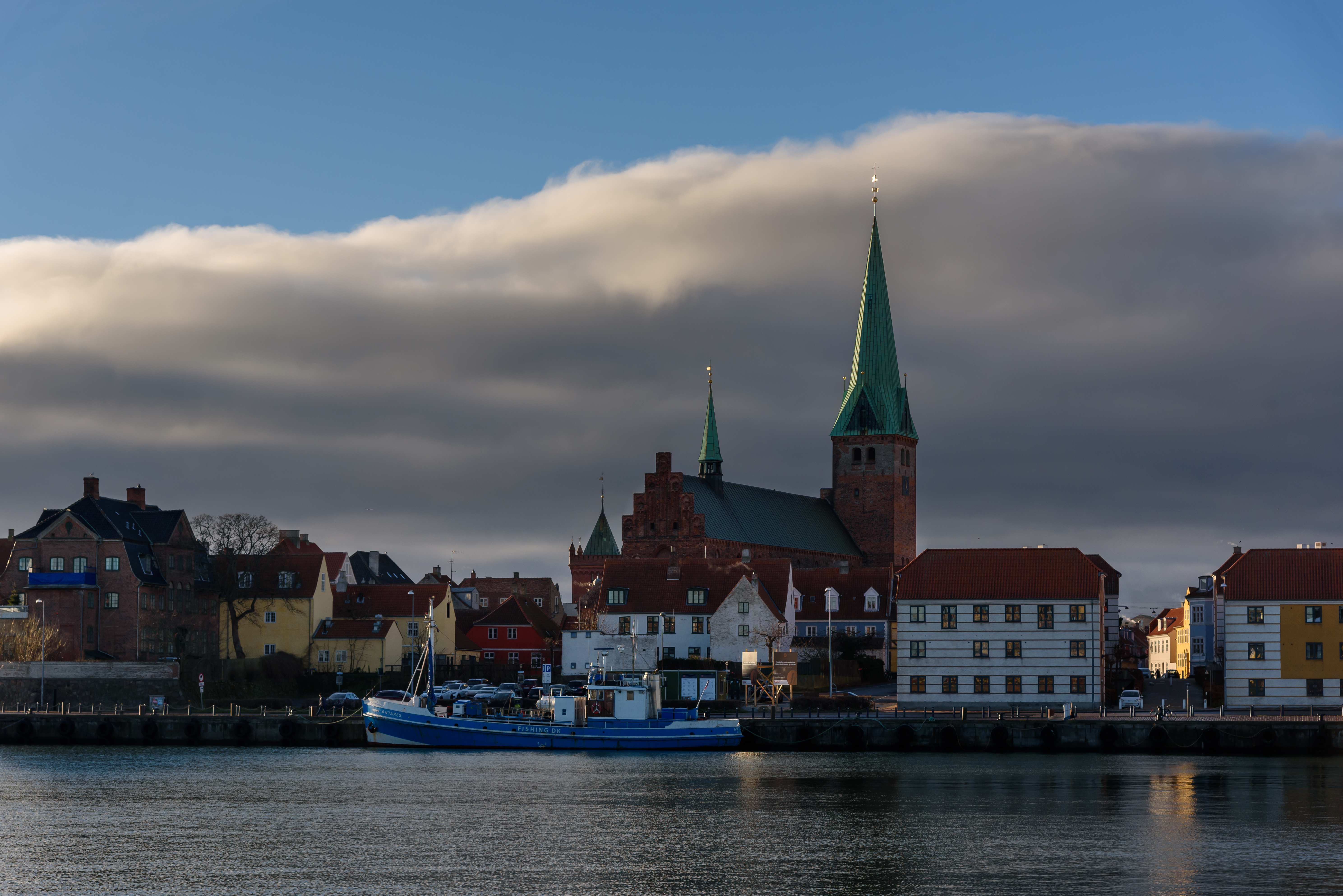 Skt Olai kirke helsingør colourbox.jpg